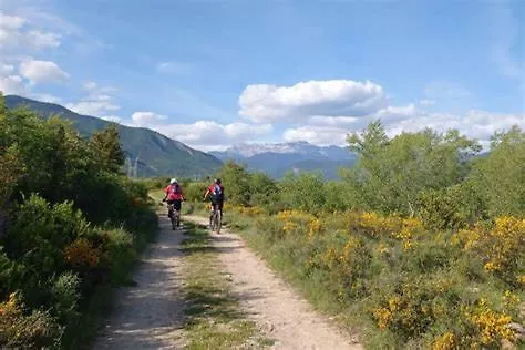 Irene En El Pirineo Aragones Lägenhet Sabiñánigo